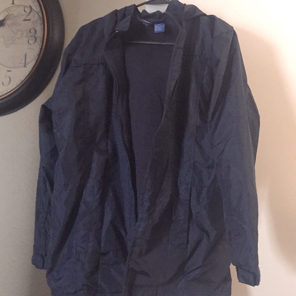 Wind breaker